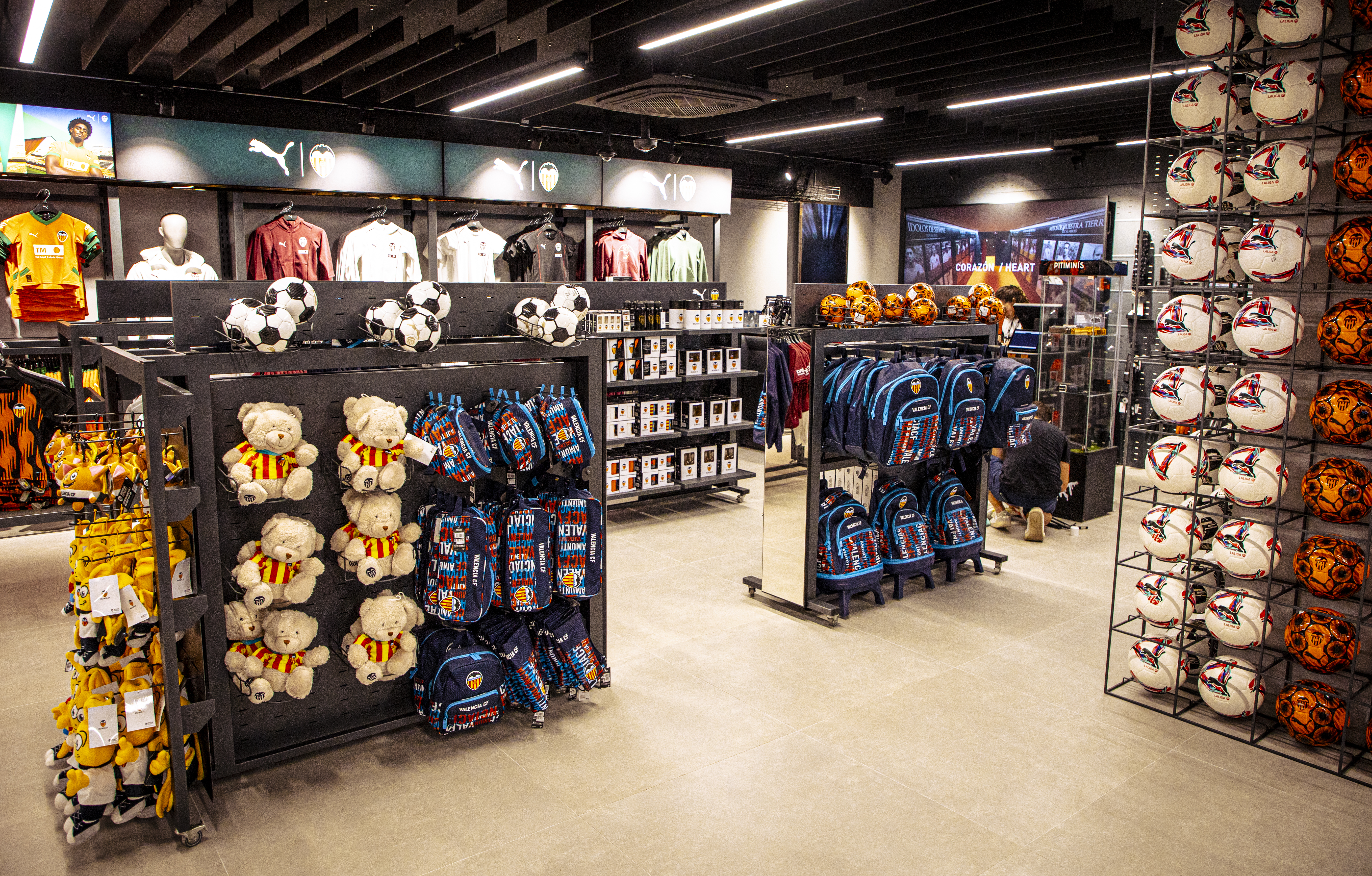 TIENDA OFICIAL VALENCIA CF COLÓN