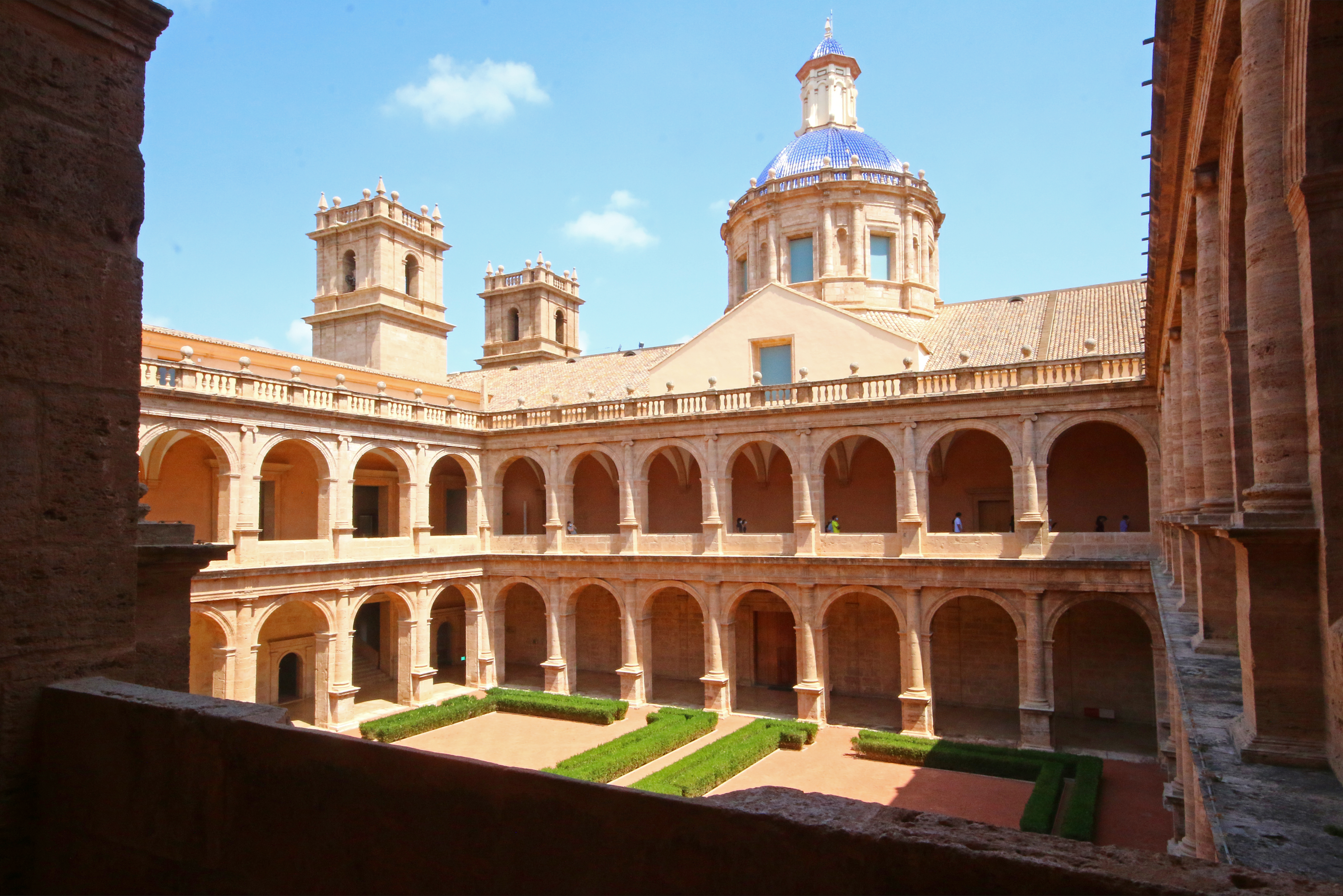 MONASTERIO DE SAN MIGUEL DE LOS REYES