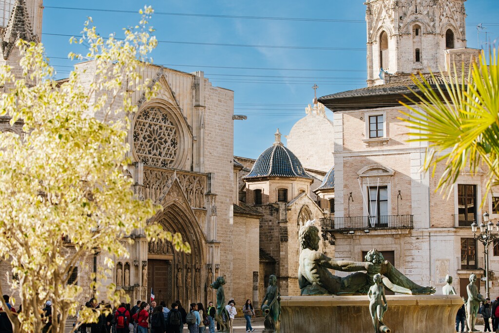 Plaza de la Virgen 