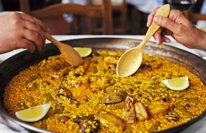 albufera paella